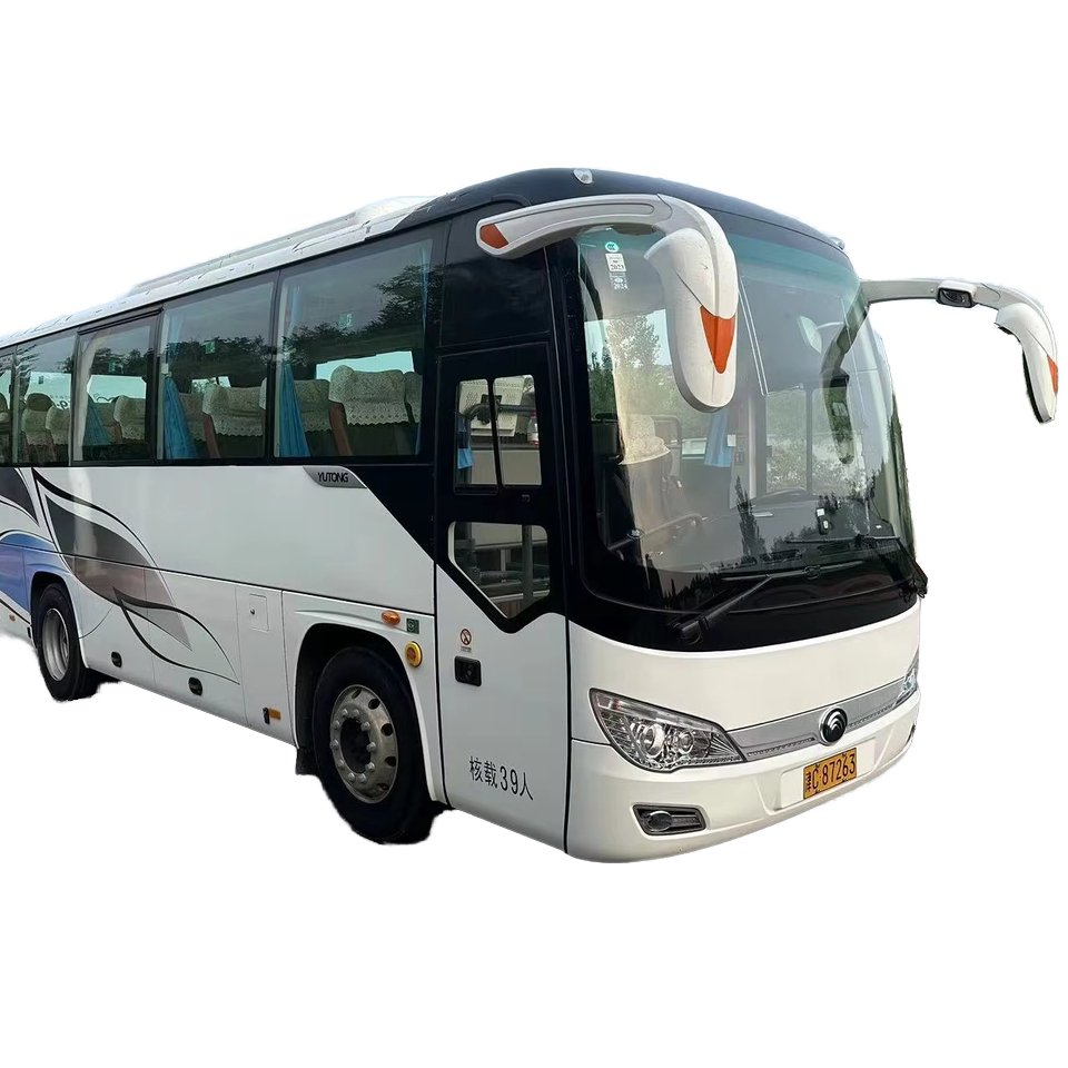2021 Y0utong 6906 Model 39-Seat Coach Bus Used Yuchai Diesel Engine Manual Transmission Euro 4 Emission Long-Distance Bus
